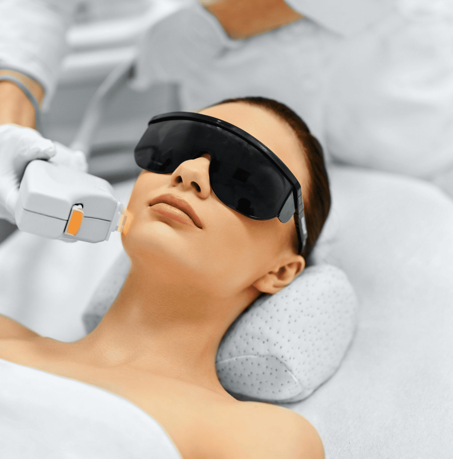 Beauty clinic laser skin therapy session