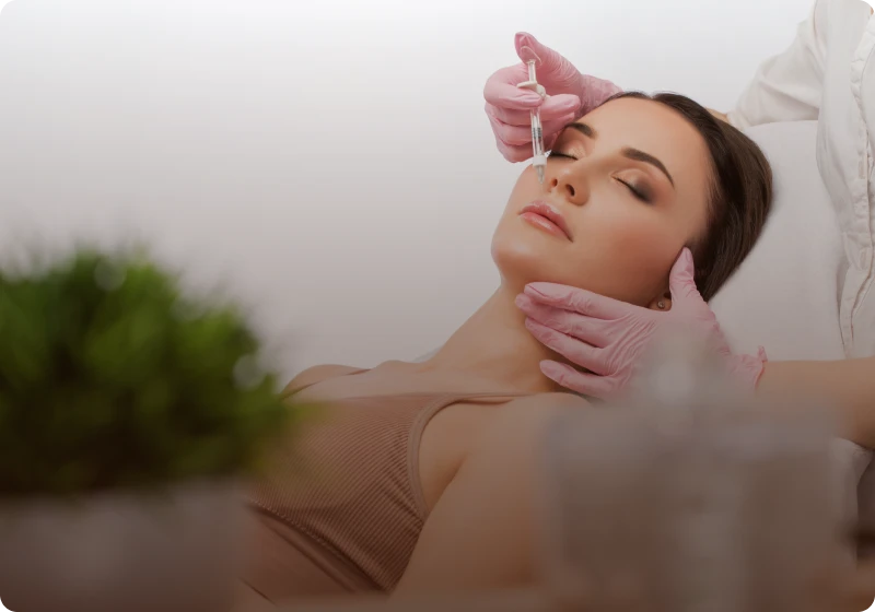 Beauty treatment with facial injection